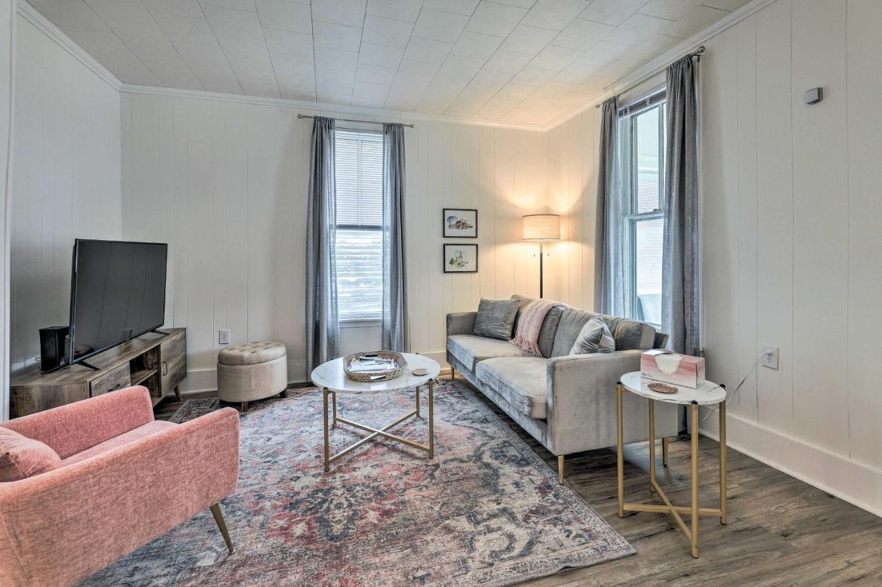 Pet-friendly With Private Yard * Greenville