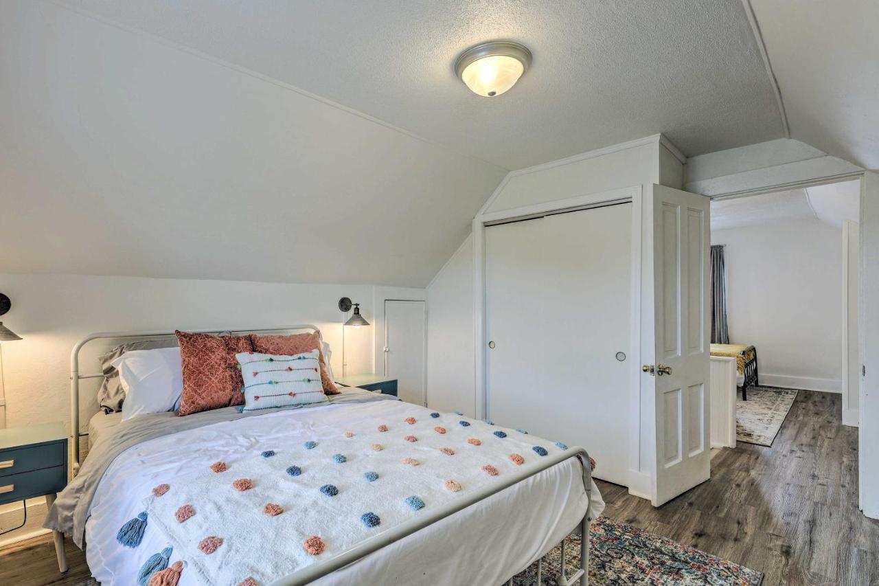 Pet-friendly With Private Yard *